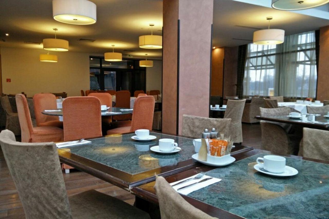 Готель Park By Radisson Danube 4*
